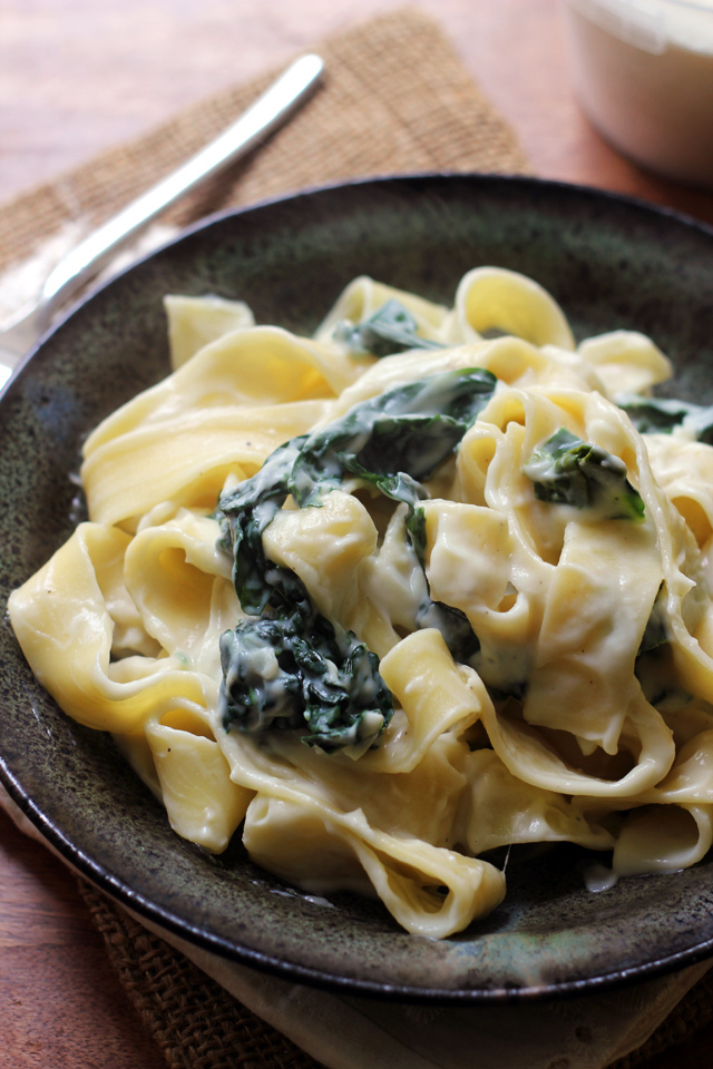Pappardelle with Kale and Creamy Parmesan Garlic Sauce from Eats Well With Others